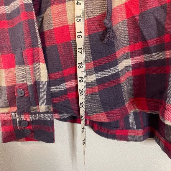 American Eagle Plaid Pink Cropped Hooded Flannel Size Small NWT - Picture 8 of 10